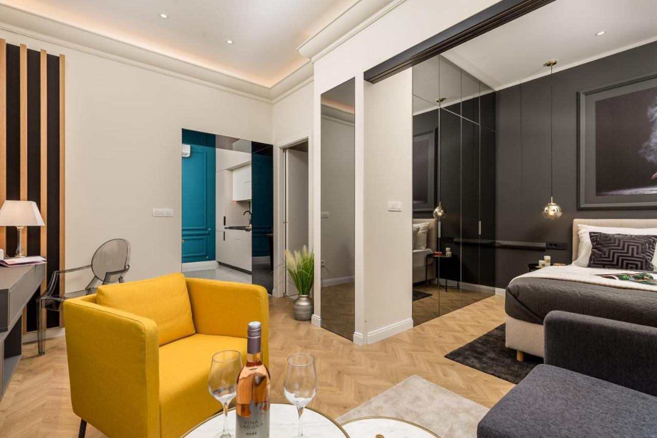 Luxury Number 1 Apartments Rijeka Luaran gambar